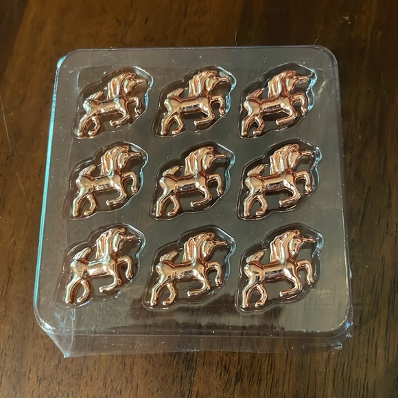 Paperchase Unicorn Push Pins - 2 Sets - Picture 3 of 3